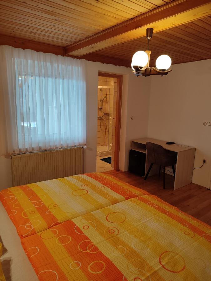 Gostilna Pension Blegos Poljane nad Škofjo Loko Eksteriør billede